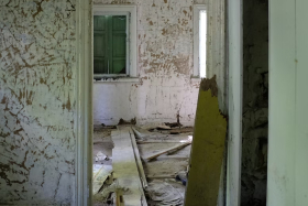 Process around flooded buildings