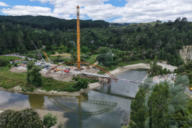 Celebrating a milestone with the lifting of the Te Reinga Bridge. 