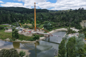 Celebrating a milestone with the lifting of the Te Reinga Bridge. 
